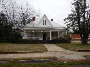 301 Veazey St, Union Point, GA 30669