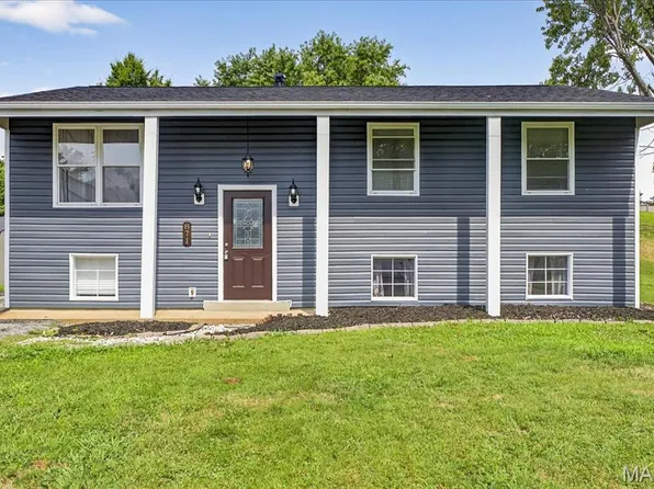 871 Alan Dr, Arnold, MO 63010