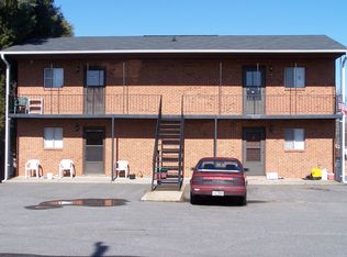 5063 Friendly Rd APT 1, Walkertown, NC 27051