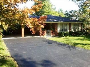 854 Shadeland Dr, Danville, KY 40422