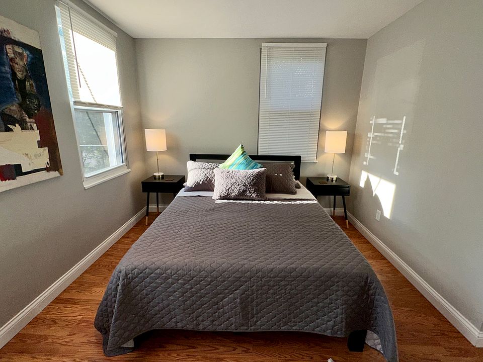 1st image of 1618 Hughes St APT 1