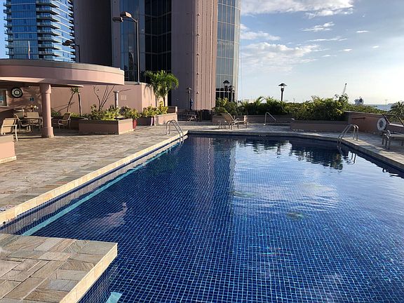 Heated pool