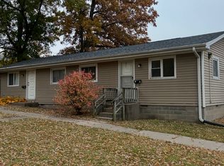 1206 SE 2nd Ave #F, Aledo, IL 61231