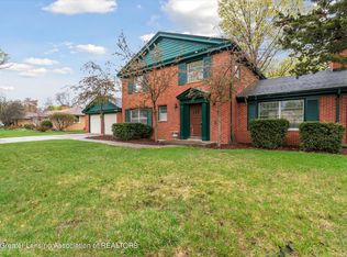 1710 Nottingham Rd, Lansing, MI 48911
