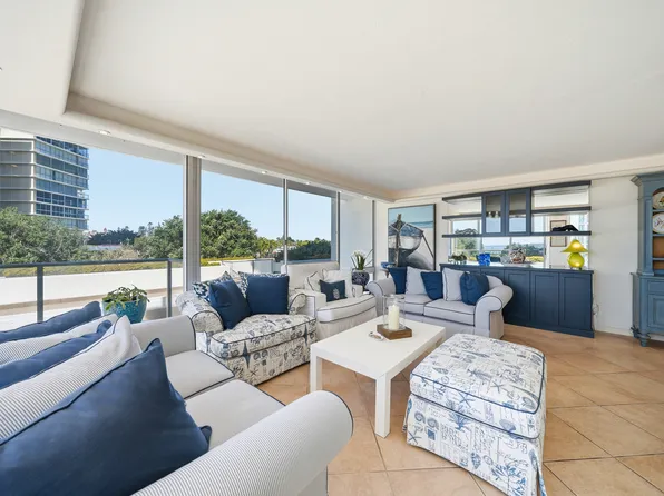 1770 Avenida Del Mundo, Coronado, CA