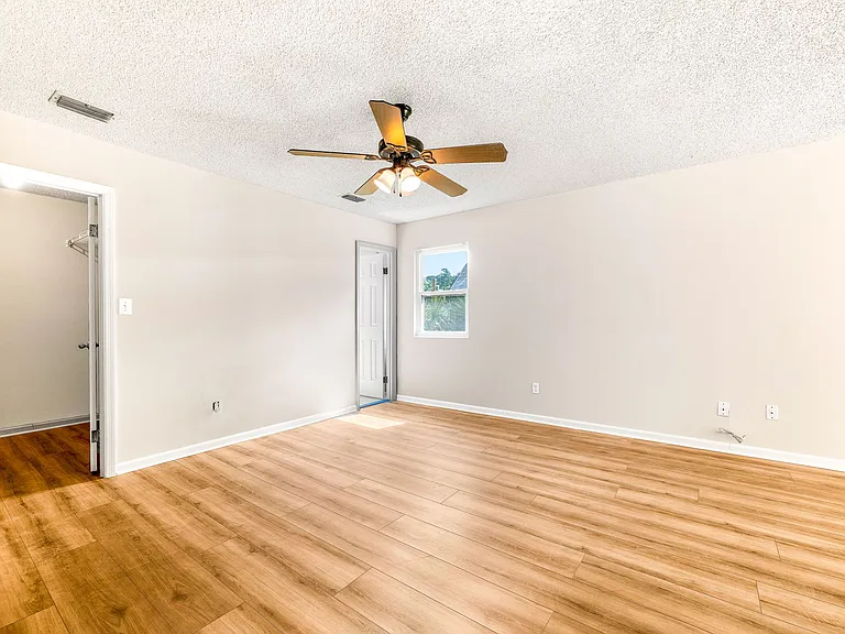 119 Palm Valley Woods Dr — Photo 26
