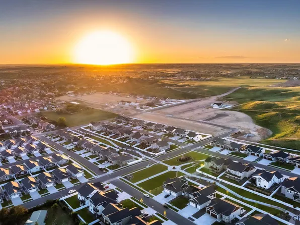 3 Sullivan St, Cheyenne, WY 82009