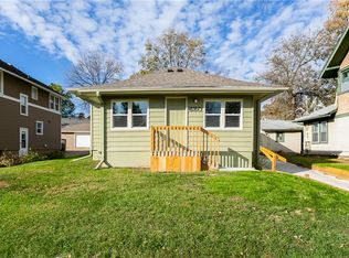 680 35th St, Des Moines, IA 50312