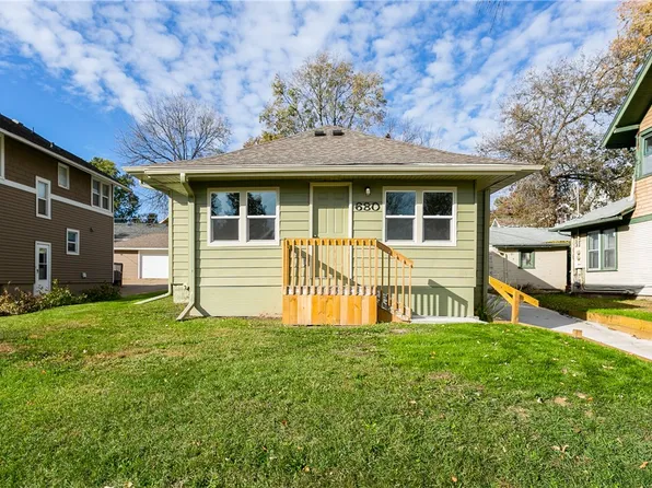 680 35th St, Des Moines, IA 50312