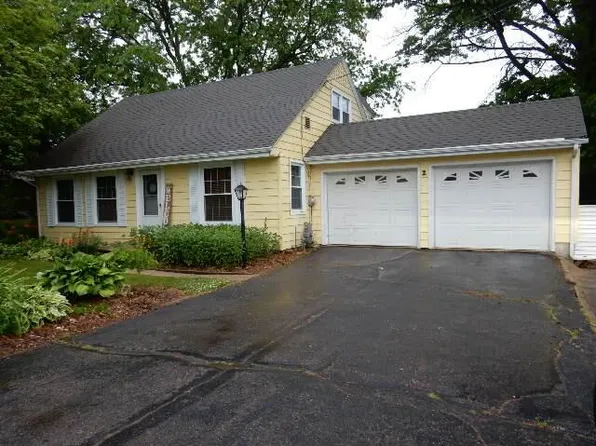 2 Boyd St, Fredericktown, OH 43019