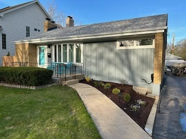 1107 Santa Rosa Ave, Wheaton, IL 60187