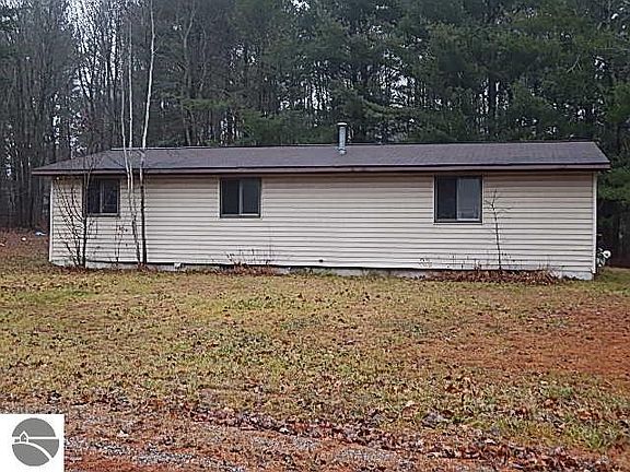 3rd image of 7186 Ponderosa Dr
