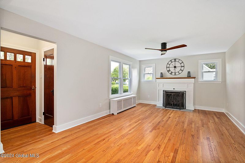 4th image of 105 Horstman Drive