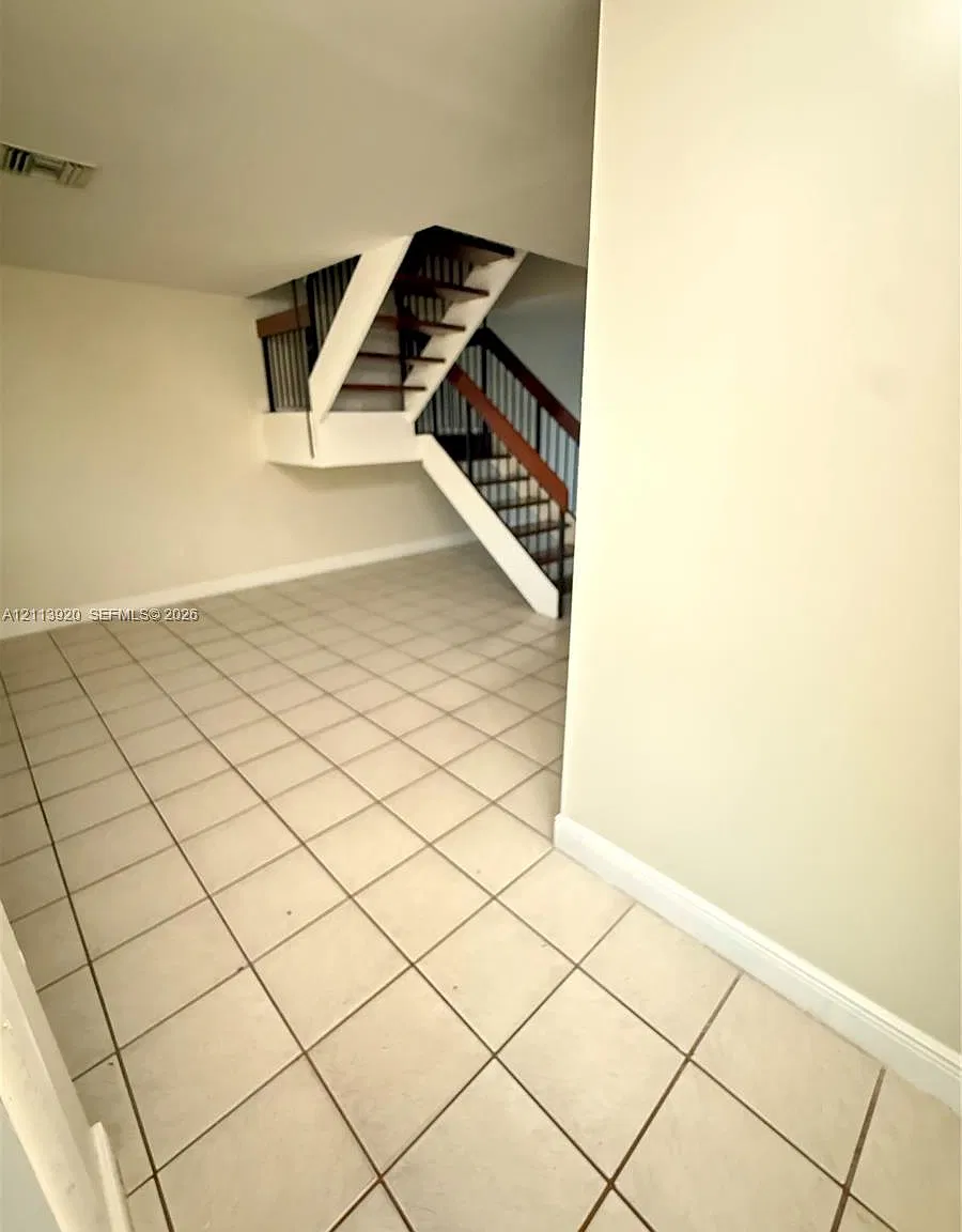 Terra Lake Villas Condo — Photo 3