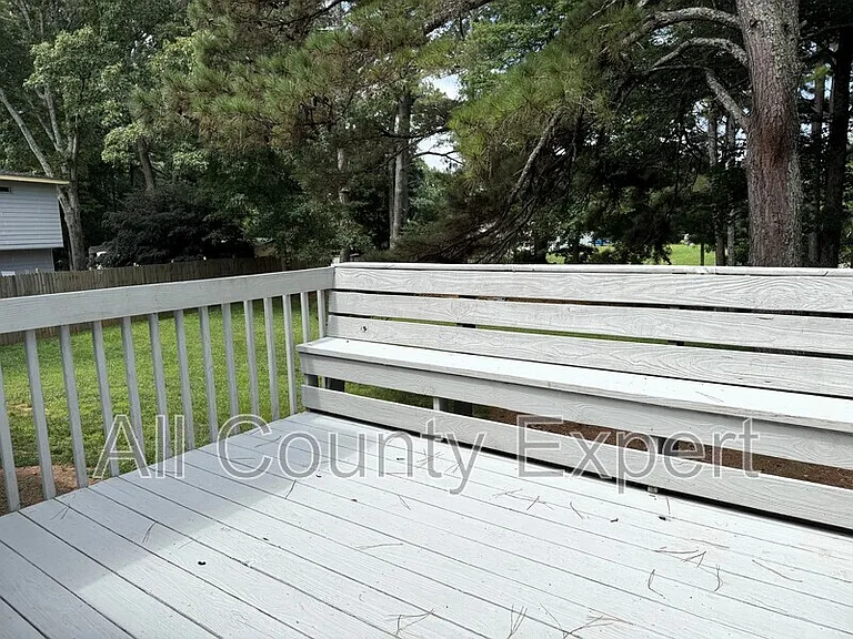 7745 Wynfield Dr — Photo 33