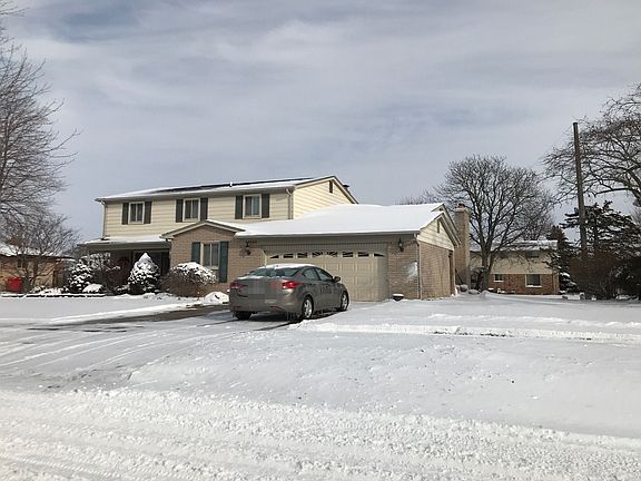 2nd image of 40220 Vincenzia Dr