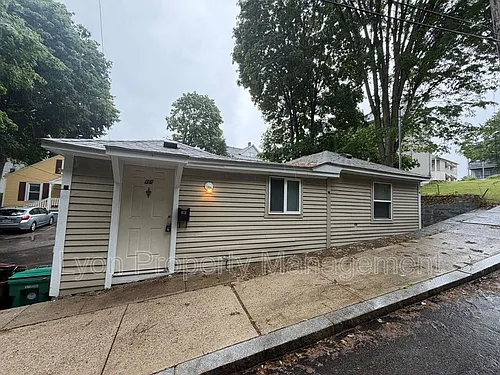 36 Elmore Ave Photo 1
