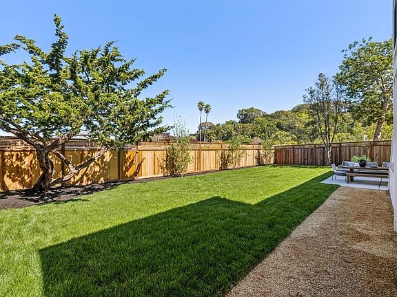 4th image of 308 Marin Avenue