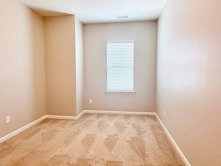 211 Torpoint Rd — Photo 19
