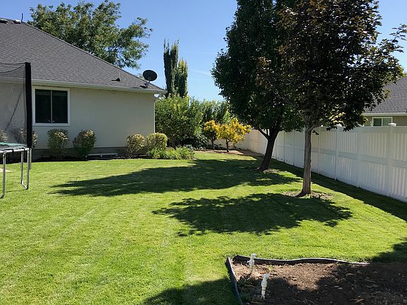 4th image of 10383 N Applewood Cir