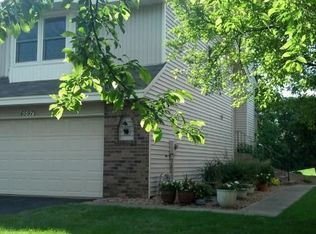 6597 Falstaff Rd, Woodbury, MN 55125