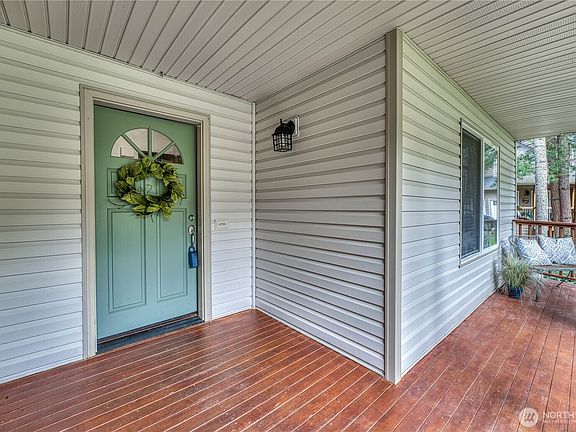 3rd image of 7049 NE Hannah Court