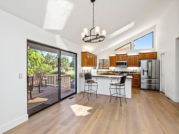 3rd image of 3244 E Murphy Way