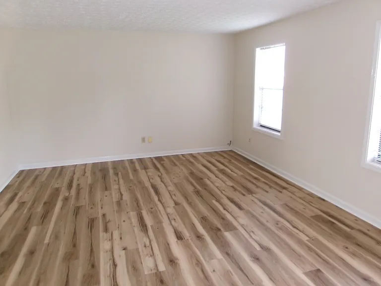 3209 Timbermill Ave #B — Photo 4