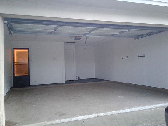 2nd image of 2321 Parkside Dr