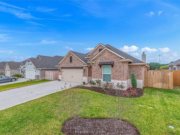 2nd image of 3906 Brownway Ct