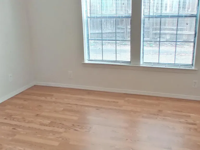 6628 Hillcrest Ave #1 — Photo 2