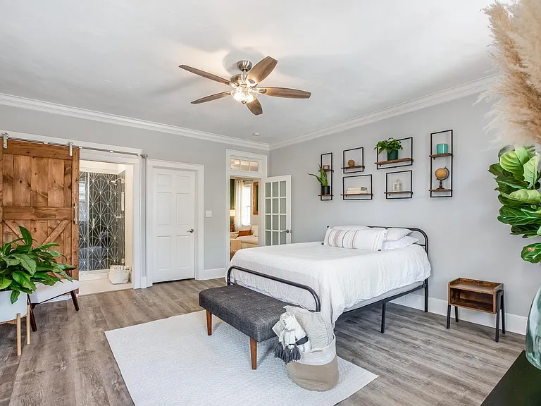 400 Dinwiddie St #1 — Photo 17