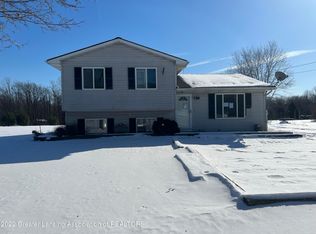 1301 S Michigan Rd, Eaton Rapids, MI 48827