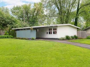 2511 Edgevale Rd, Columbus, OH 43221