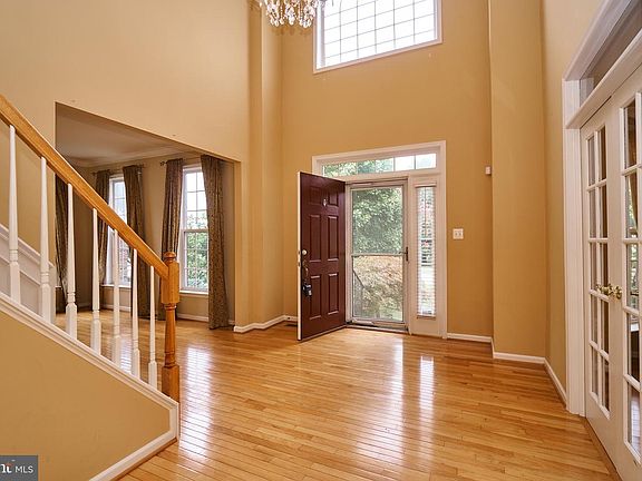 3rd image of 13307 Scotch Run Ct