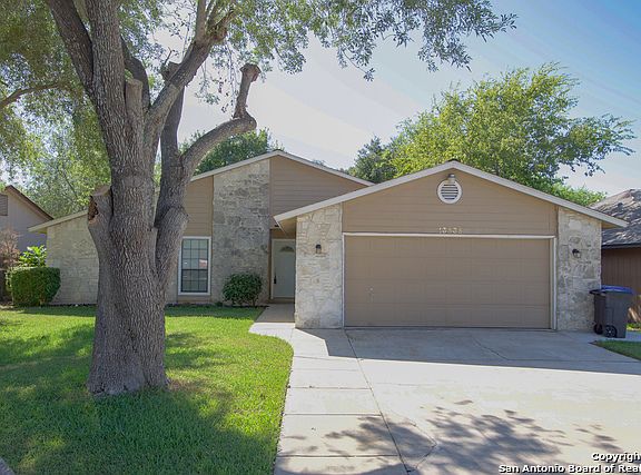 2nd image of 13535 Primwood St