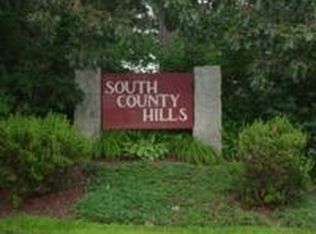 359 Kettle Pond Dr, South Kingstown, RI 02879