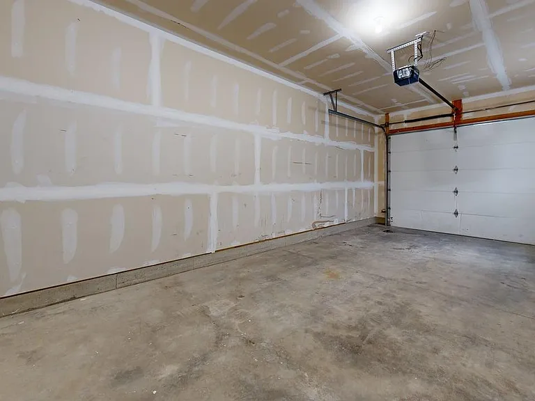 Stanley Point Townhomes — Photo 18