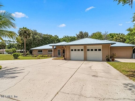 3rd image of 101 RIVERVIEW Drive