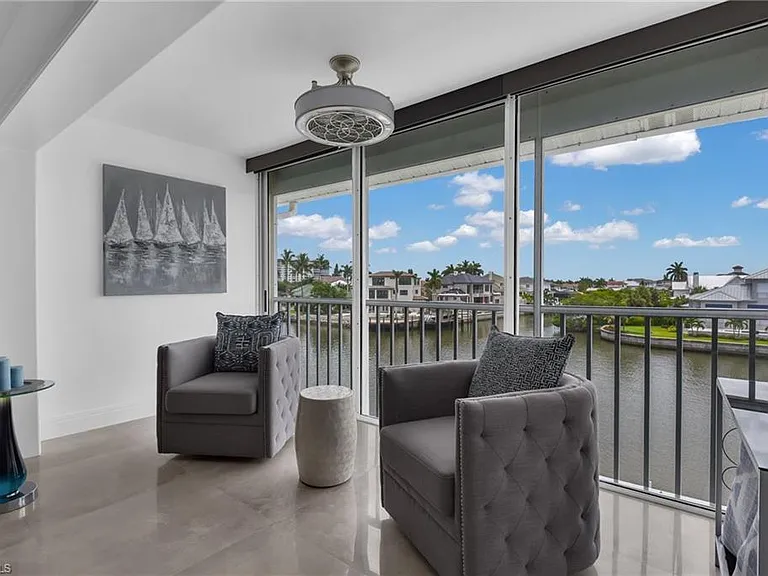 10684 Gulf Shore Dr #B-302 — Photo 12