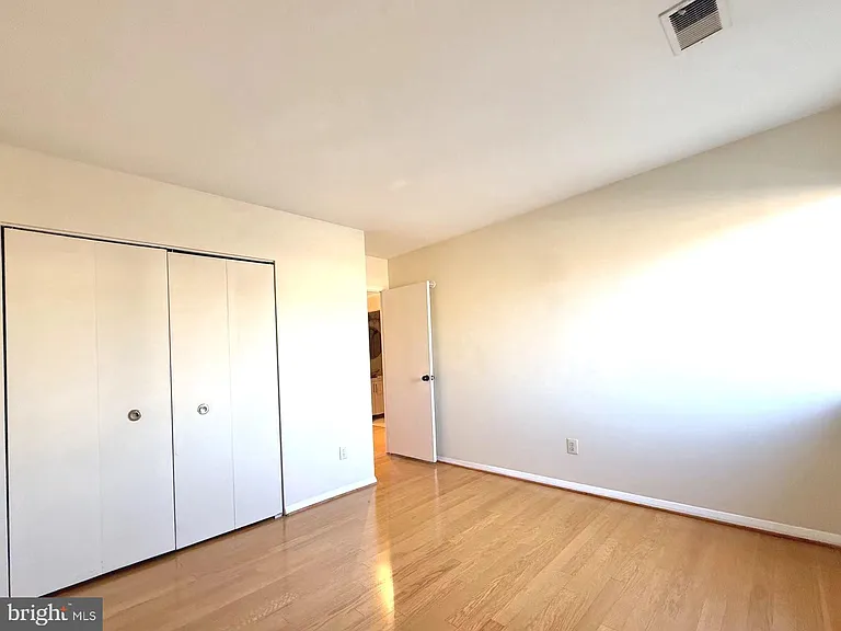 532 Riviera Dr #B — Photo 23