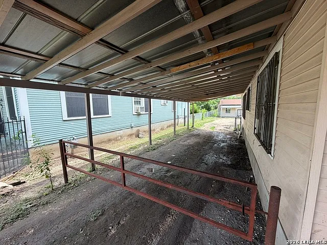116 Hot Wells Blvd — Photo 3