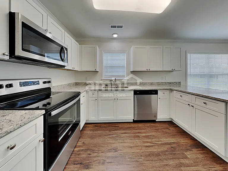 5912 Mineral Springs Ct — Photo 5