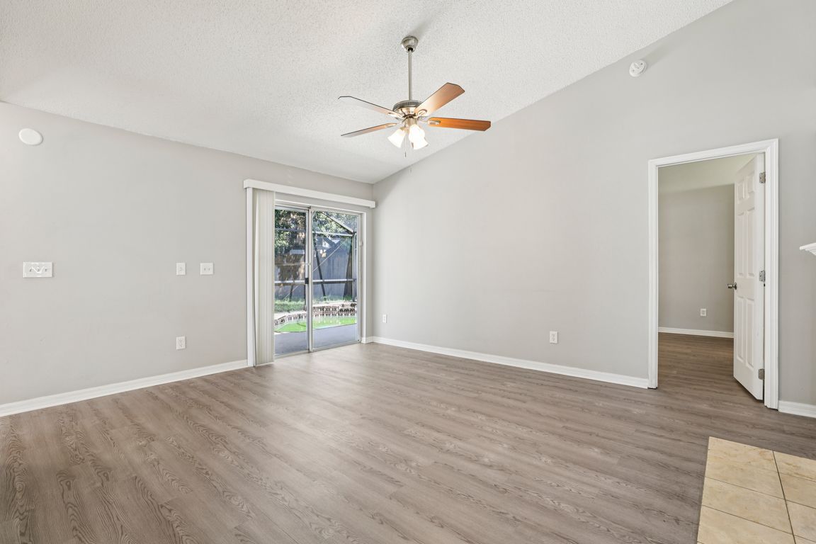Whittingham Pl-S1107-010.jpg
