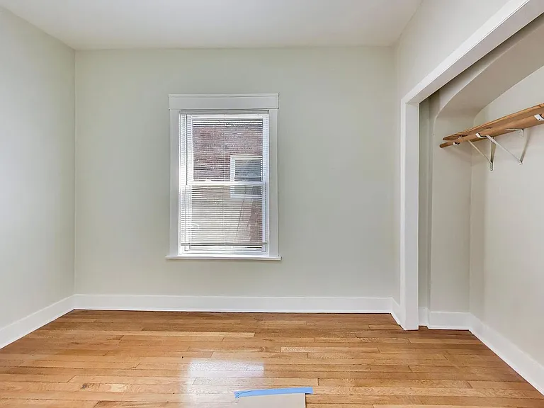 43 N Menard Ave #2 — Photo 28