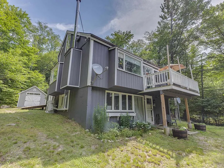 93 Lady Slipper Rd — Photo 1