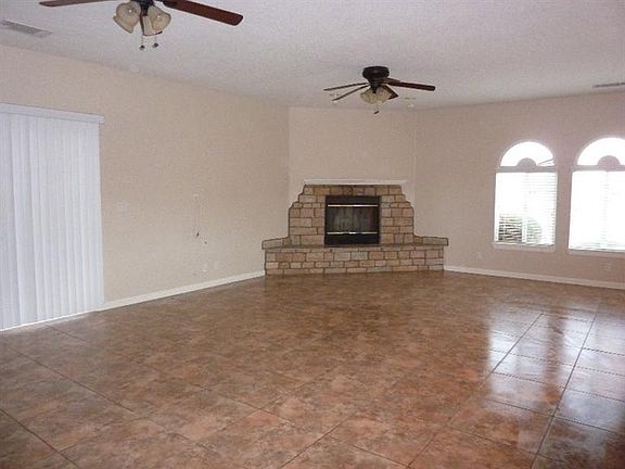 3rd image of 26765 Silver Lakes Pkwy
