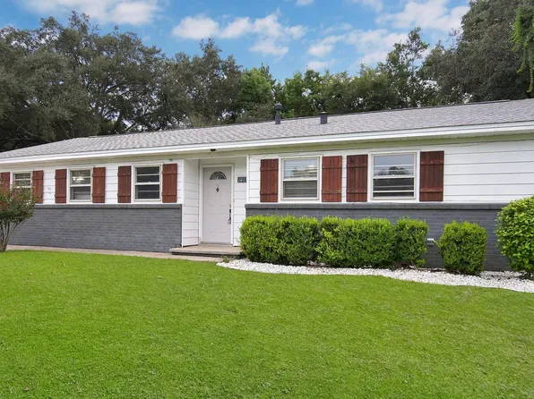 140 Loizos Dr Nw, Fort Walton Beach, FL 32548