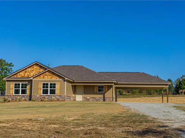 727 Lee Road 205, Salem, AL 36874