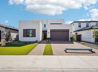 7945 W Griswold Rd, Peoria, AZ 85345